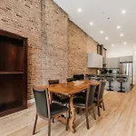 Elegant 3 Bedroom Apartment In Old Port - 302