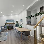 Spacious Urban Cabin In West Montreal - 4Br