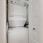 Charming 1 Bedroom Apt Quiet Location 302