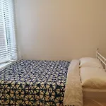 Delightful Room Near Metro Monk Station With Self Check-In