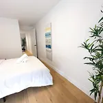 Beautiful 2 Bedr Haven 2Mins From Metro
