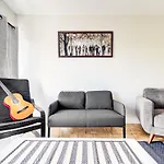 Cozy 2-Bedroom A Plateau-Mont-Royal