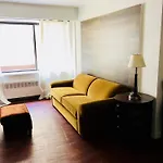 Stylish Montreal Apartment Comfortable Stay In The Golden Square Mile