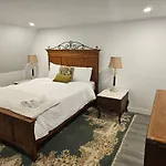 Rustique Duplex Downtown Montreal