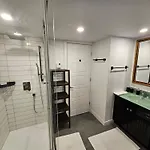 Rustique Duplex Downtown Montreal