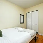 The Plateau Twin - Perfect Group Stay