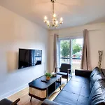 Montreal Traveler\'S Home! Vintage & Value 2Br Apt!