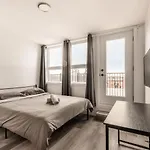 Stylish Two-Story With 2 Bedrooms 1108
