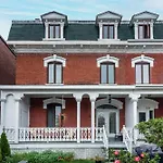 Centennial 6-Bedroom Waterfront Palace Sleeps 14