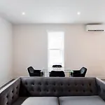 Fresh 1 Bdr In The Heart Of Mile End By Denstays