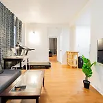 Superbe Appartement Pres Mcgill