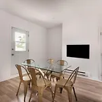 C 07 - Apartment With 2 Bedrooms And 3 Beds