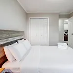 Great Unit In Downtown With Balcony And View Zm6