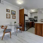 Cozy Condo In Heart Of Downtown Montreal Zl8