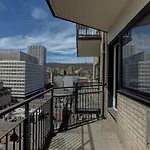 Amazing 1-Bedroom Apartment In Mtl Downtown Zm4