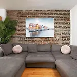 Prime Location Gorgeous 4Br Downtown Mtl Zj2