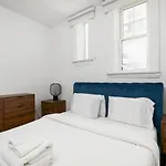 Prime Location Gorgeous 4Br Downtown Mtl Zj2