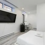 Delightful 2Br In Village Downtown Zh1