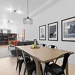 New Modern 2Bdr Apartment In Little Italy