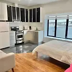 Spacious Studio On Bishop - Hot Spot Dtown Mtl Zx5