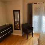 Aparthotelmontreal By Les Terrasses Saint Urbain 2225I2