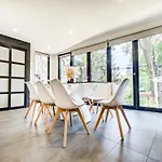 Amazing 4-Bedrooms In Homa Montreal 20