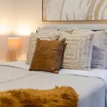 Cute 1Bdr Apt In Ste-Catherine - Mtl Live Spot Zw0