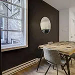 Vibrant 4Br 2Ba Retreat In The Plateau