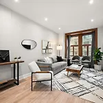 Hotel 511 Place D\'Armes Luxury Apartments