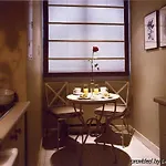 Clarion Hotel & Suites Downtown Montreal