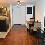 Bnbera - The Rock Apartment