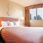 Clarion Hotel & Suites Downtown Montreal