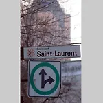 Saint Laurent Guesthouse