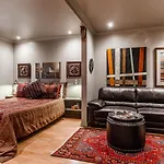 Le Cartier Bed And Breakfast