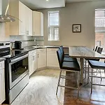 Montreal Mile-End Apartment #202 By Plateau Prime Suite