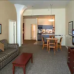 Le Square Phillips Hotel & Suites