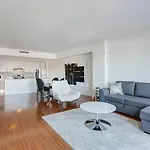 Palais-Des-Congres Furnished Apartments