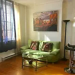 Square Saint Louis Studio With Balcony