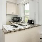 Lovely 4Br In Milton Park By Sonder