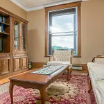 Classic 1Br In Mile End By Sonder
