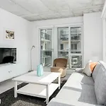 Bright 2Br In Festival Quarter By Sonder