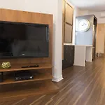 Hip 2Br In St Henri By Sonder