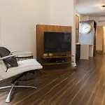 Hip 2Br In St Henri By Sonder