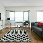 Chic 1Br In Downtown Mtl By Sonder