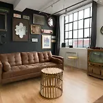 Expansive 6Br In Plateau By Sonder