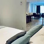 Sunny Apartment Fully Renovated In Saint Denis St