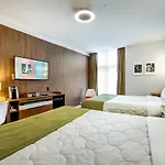 Hotel Uville Montreal