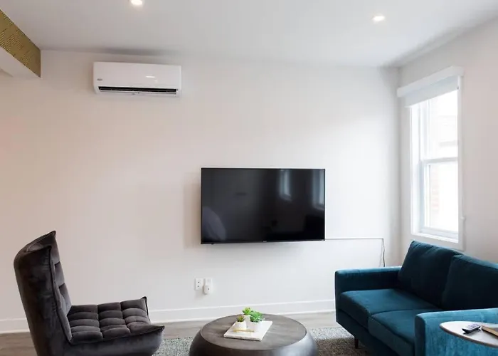 Live Like A Local In This Superb Loft By Den Stays