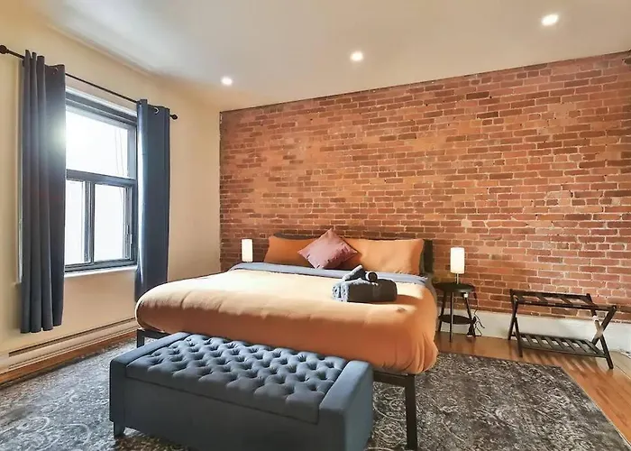 Free Parking - Perfect Location - Must Stay
