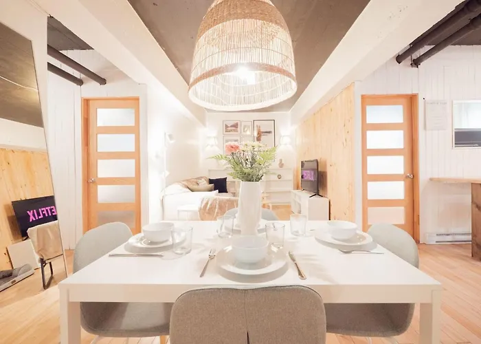 Newly Renovated 2Br Apt In Westmount De Storebror